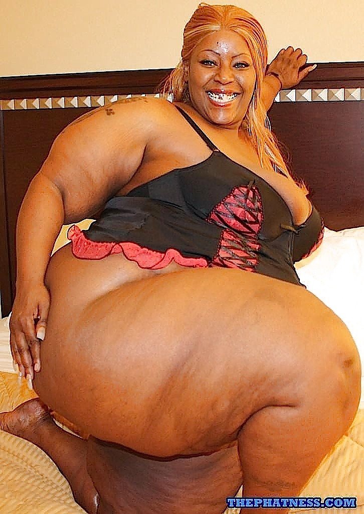 Black big ass BBW Supreme Diva posing nude