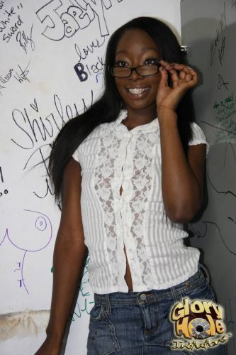 Ebony Taylor Starr enjoying glory hole