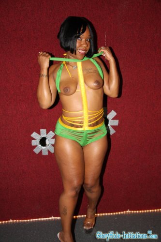 Ebony Unique Lasage glory hole