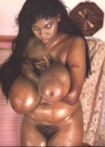 Buxom ebony diva Yolanda Haskins